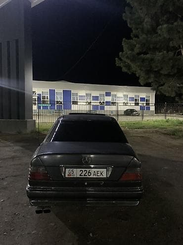 топливный бак на мерс 124: Mercedes-Benz W124: 1994 г., 3.2 л, Автомат, Газ — 2