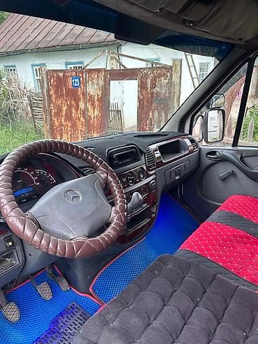 Унаа сатуу: Mercedes-Benz Спринтер: 2005 г., 2.7 л, Кол менен иштөөчү, Дизель, Van — 4