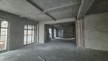 помещение в центре города: Сдаю помещение 280м2 можно увеличить до 550м2 Медерова Бектенова 1 — 7