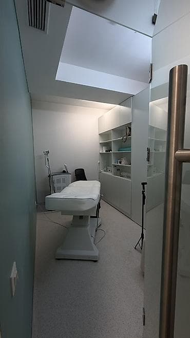 erl group: В новом здании Медсити Сдается Кабинет через день. 15 дней в месяц — 3