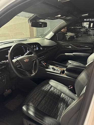 lexus e: Cadillac Escalade: 2024 г., Автомат, Бензин, Внедорожник — 7