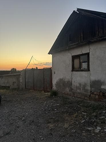 Кыймылсыз мүлк: Продаю дом новостройка Ак бата 3 комнаты 12 соток коммуникаци свет — 1