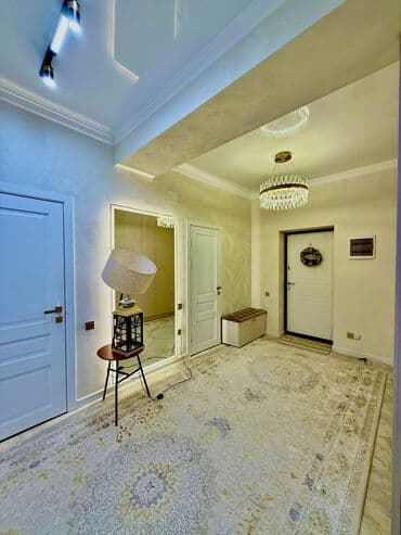 срочно продаётся 1 комнатная квартира в районе ошского рынка по улице кенсуйская: 3 комнаты, 88 м², Элитка, 14 этаж, Дизайнерский ремонт — 10