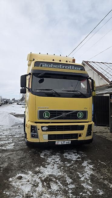 кабина мото: Тягач, Volvo, 2004 г., Бортовой — 2