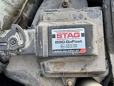 забыл: Mazda Demio: 2003 г., 1.3 л, Автомат, Газ, Хэтчбэк — 9