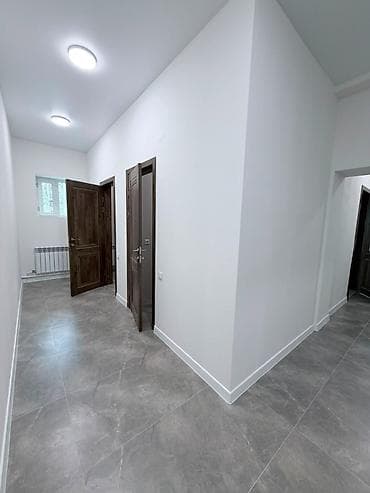 Аренда офисов, 80 м², В жилом комплексе, 1 линия, С отдельным входом, С отдельным сан узлом — 9