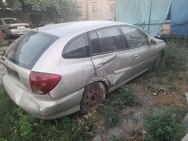 Kia Rio: 2002 г., 1.5 л, Механика, Бензин — 5