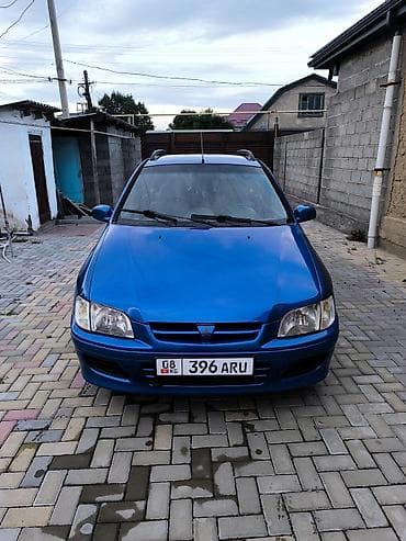 Mitsubishi Space Star: 1999 г., 1.8 л, Механика, Бензин, Универсал
