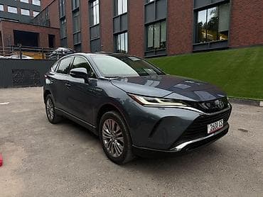 авто прикуриватель: Toyota Venza: 2021 г., 2.5 л, Вариатор, Гибрид, Кроссовер — 1