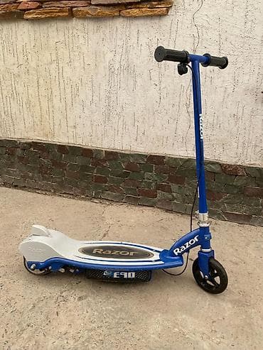 e90: Электросамокат, Б/у — 2