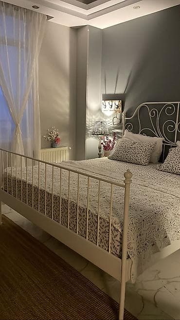 Студия, Душевая кабина