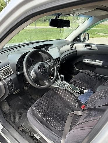 трещины: Subaru Forester: 2010 г., 2.5 л, Автомат, Газ, Кроссовер — 6