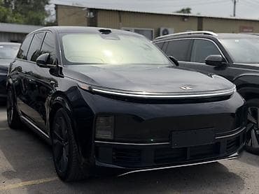xpeng p7: Lixiang L9: 2025 г., 1.5 л, Автомат, Гибрид, Внедорожник — 3