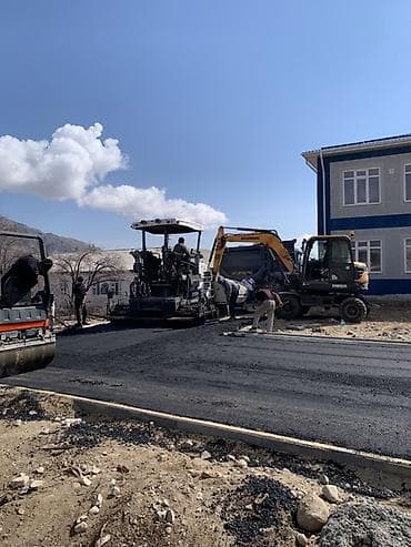 услуги по укладке асфальта: Укладка асфальта Гарантия, Бесплатная консультация, Монтаж Больше 6 лет опыта — 1