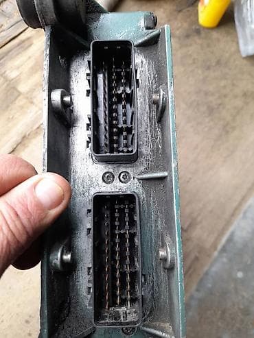 боковые зеркала мерседес: ЭБУ двигателя VOLVO для грузовой техники Volvo FH12 420 1998год — 1