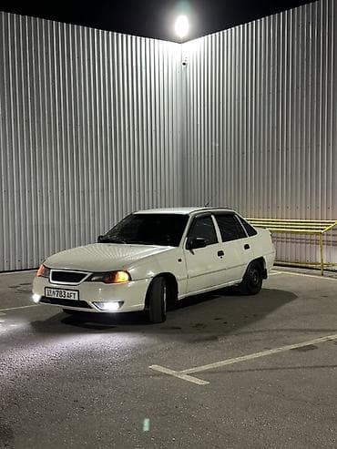 Daewoo Nexia: 2012 г., 1.5 л, Механика, Газ, Седан — 1