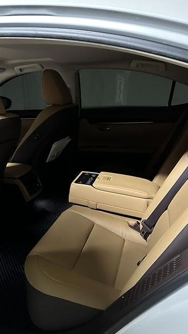 30000: Lexus ES: 2017 г., 2.5 л, Вариатор, Гибрид, Седан — 7