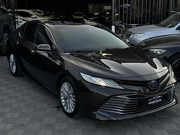 Toyota Camry: 2018 г., 0.5 л, Автомат, Гибрид