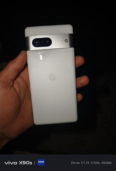 Google Pixel 7, Б/у, 128 ГБ, цвет - Белый, eSIM