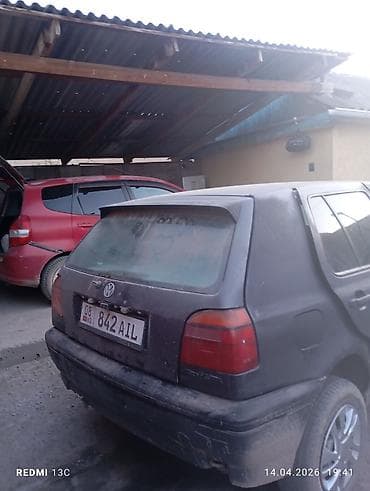 m5 e60: Volkswagen Golf: 1993 г., 1.8 л, Ручные, Бензин, Хэтчбэк — 3