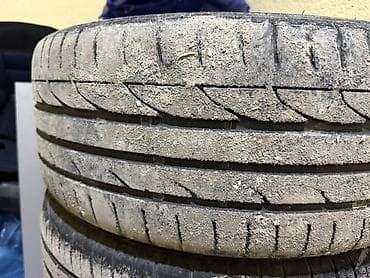 мокрый: Шины 235 / 40 / R 19, Лето, Б/у, Легковые, Япония, Bridgestone — 4