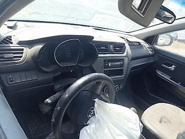 17 215 55: Kia Rio: 2014 г., 1.4 л, Механика, Бензин, Седан — 1