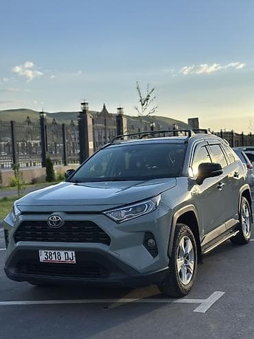 rav4: Toyota RAV4: 2021 г., 2.5 л, Автомат, Гибрид, Кроссовер — 8