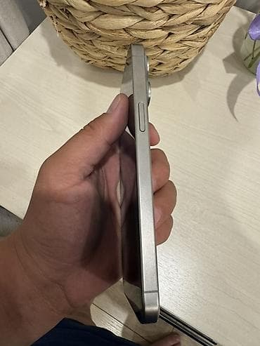 arsenal computer: IPhone 15 Pro Max, Б/у, 512 ГБ, Серебристый, Коробка, 84 % — 4