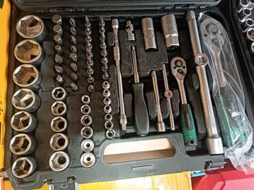 набор ключей для автомобиля в чемодане: Набор инструментов, Новый — 3