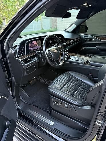 машина под выкуп: Cadillac Escalade: 2022 г., 6.2 л, Автомат, Бензин, Внедорожник — 10