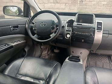 Унаа: Toyota Prius: 2008 г., 1.5 л, Вариатор, Гибрид, Хетчбек — 1