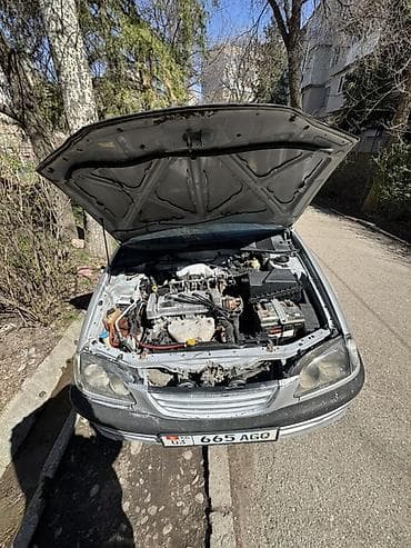 турбина авенсис: Toyota Avensis: 1998 г., Седан — 8