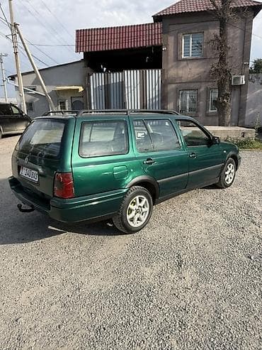 Volkswagen Golf Variant: 1996 г., 1.8 л, Механика, Универсал — 5