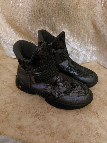 Ботинки: Демисезонные ботинки 36 размер — 2