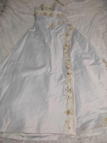 длинная платья: Продаю платья в хорошем состоянии! Размер 42-46. Цена за одно. Торг — 3