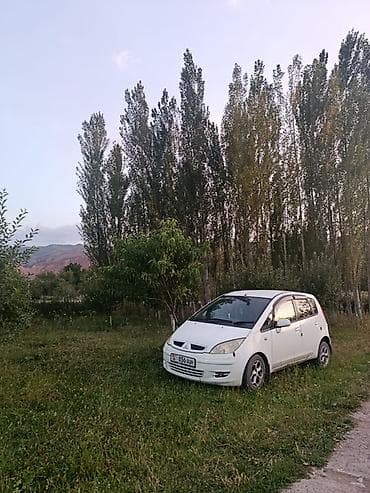 Mitsubishi Colt: 2003 г., 0.4 л, Автомат, Бензин, Хэтчбэк