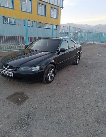 Honda Accord: 2002 г., 1.8 л, Автомат, Бензин, Седан