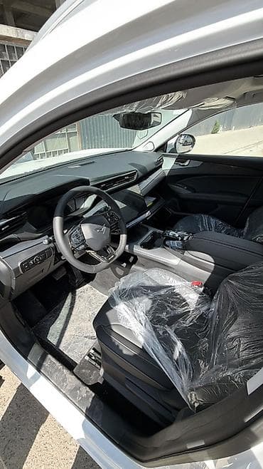 продажа запчастей камаз: Jetour : 2025 г., 1.6 л, Вариатор, Бензин, Кроссовер — 4