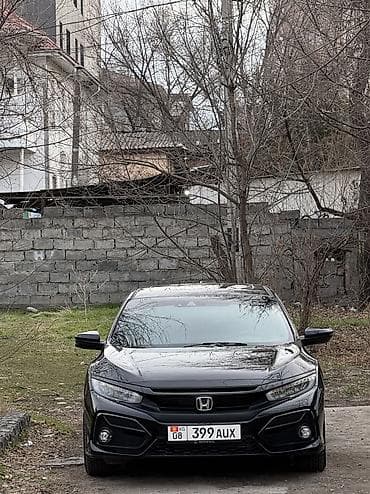 Honda Civic: 2017 г., 1.5 л, Вариатор, Бензин, Хэтчбэк