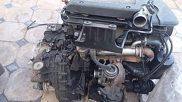 боковая: Дизельный двигатель - Тип: турбодизельный двигатель с интеркулером — 1