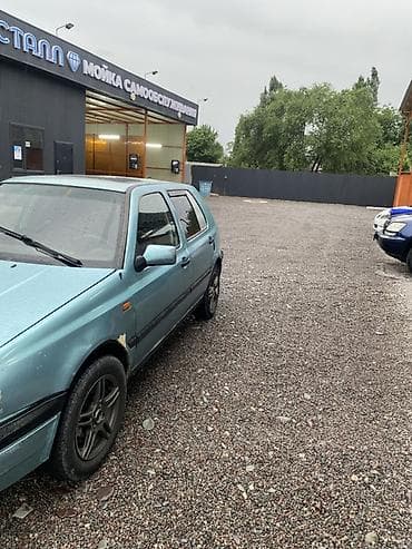 merc 211: Volkswagen Golf: 1992 г., 1.8 л, Механика, Газ, Хэтчбэк — 4