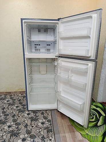 hitachi холодильник: Холодильник Sharp, Б/у, Двухкамерный, No frost, 60 * 160 * 60 — 7