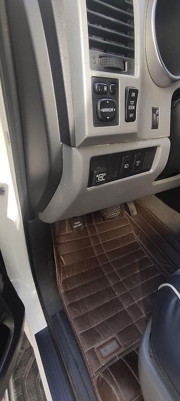 тойта секвоя: Toyota Sequoia: 2008 г., 5.7 л, Автомат, Бензин, Внедорожник — 9