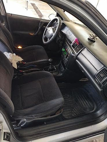 авто шкода октавия: Opel Vectra: 2000 г., Хэтчбэк — 5
