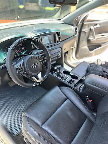 Kia Sportage: 2015 г., 2 л, Автомат, Дизель, Внедорожник — 9