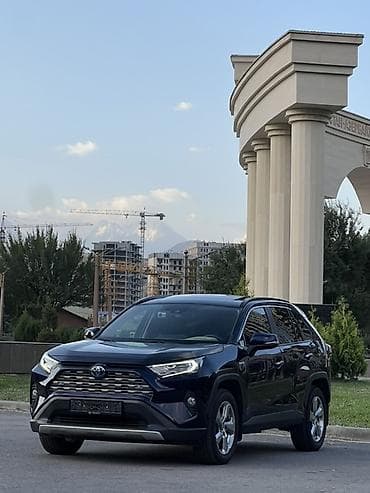 5: Toyota RAV4: 2021 г., 2.5 л, Автомат, Гибрид, Кроссовер — 2