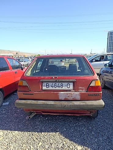 гранаты на пассат: Volkswagen Golf: 1990 г., 1.8 л, Кол менен иштөөчү, Бензин, Хетчбек — 7