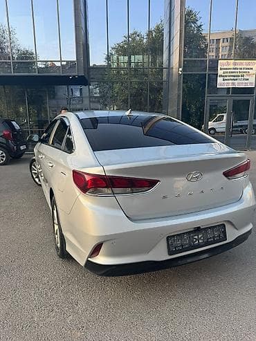 Продажа авто: Hyundai Sonata: 2017 г., 2 л, Автомат, Бензин, Седан — 4