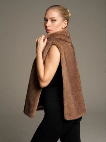 белый плащ: Пальто — 3