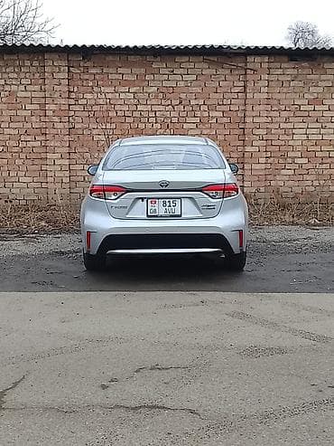 arrizo 8: Toyota Corolla: 2020 г., 1.8 л, Вариатор, Гибрид, Седан — 6